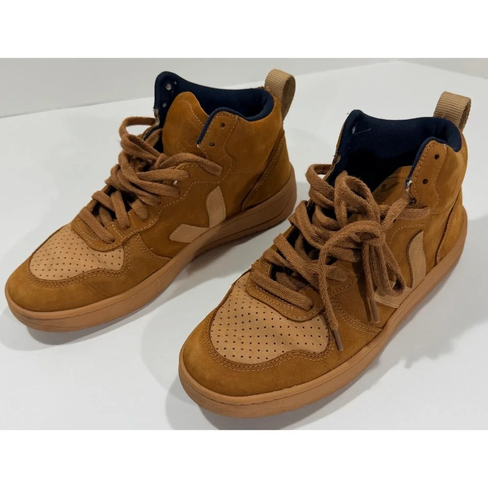 Veja V-15 High Top‎ Sneakers Camel Brown Nubuck Leather Womens Size 8 EUR 39